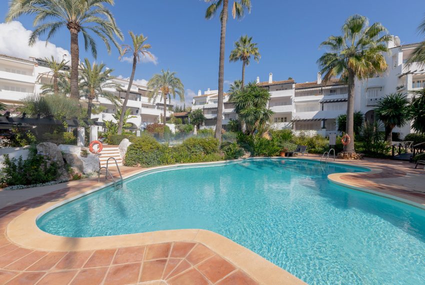 R5400331-Apartment-For-Sale-The-Golden-Mile-Middle-Floor-Apartment-2-Beds-150-Built-19