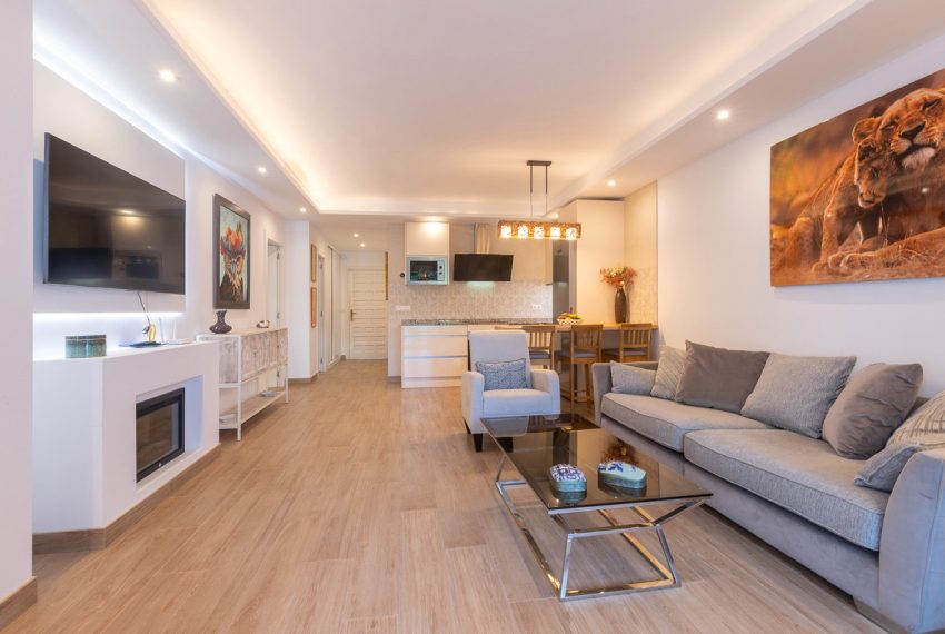 R5400331-Apartment-For-Sale-The-Golden-Mile-Middle-Floor-Apartment-2-Beds-150-Built-3