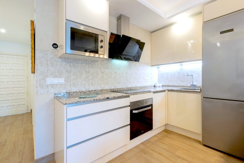 R5400331-Apartment-For-Sale-The-Golden-Mile-Middle-Floor-Apartment-2-Beds-150-Built-4