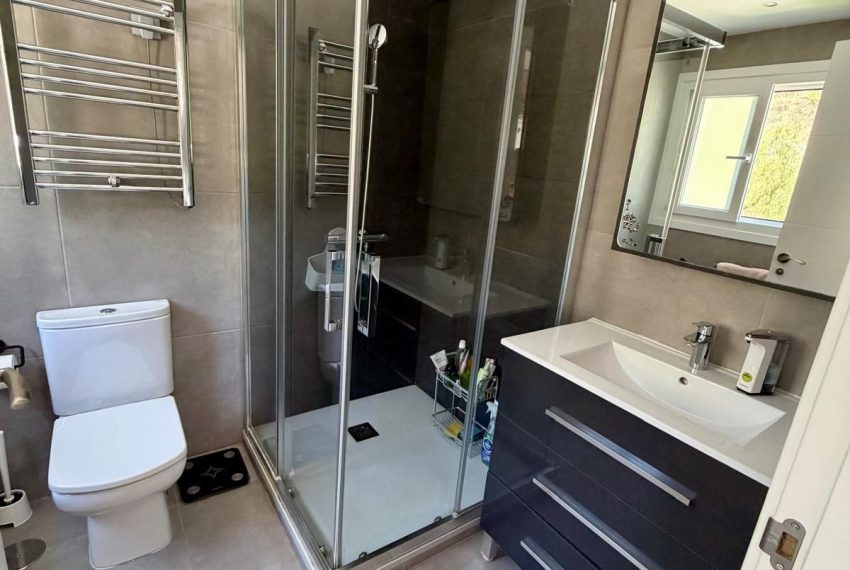 R5401108-Apartment-For-Sale-Benahavis-Penthouse-2-Beds-98-Built-13