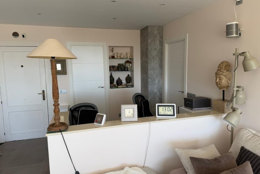 R5401108-Apartment-For-Sale-Benahavis-Penthouse-2-Beds-98-Built-6