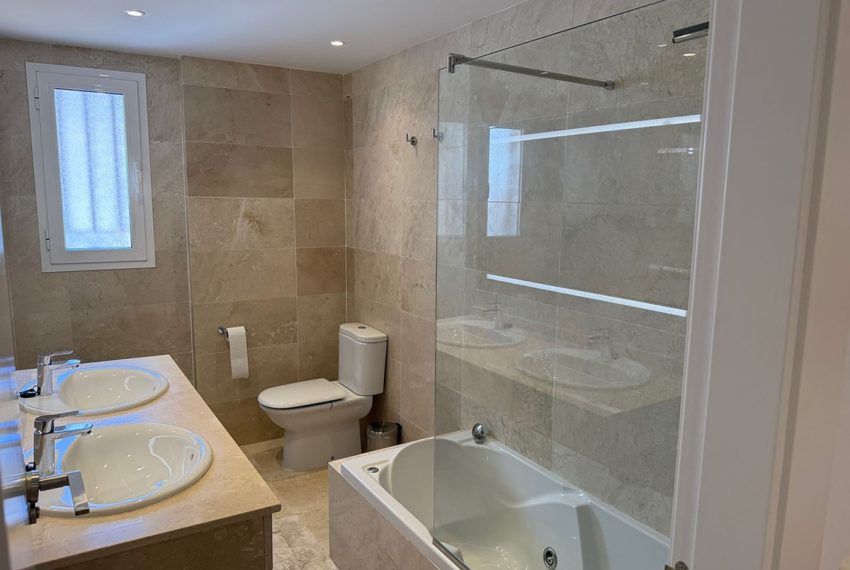 R5417629-Apartment-For-Sale-La-Mairena-Middle-Floor-Apartment-3-Beds-148-Built-13