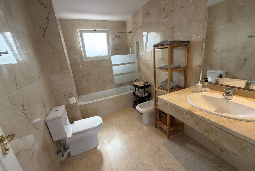 R5417860-Apartment-For-Sale-La-Cala-Hills-Penthouse-2-Beds-70-Built-16