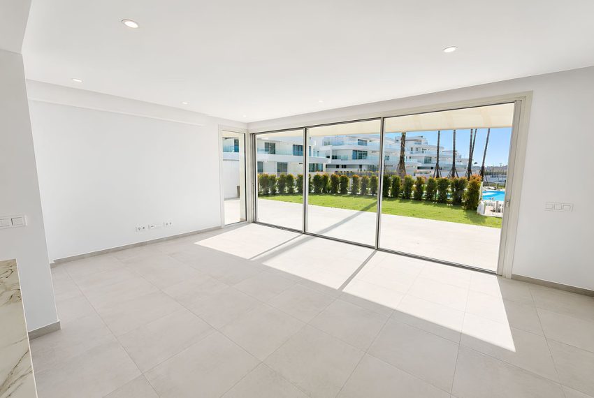 R5421187-Apartment-For-Sale-La-Cala-de-Mijas-Ground-Floor-Apartment-3-Beds-134-Built-1