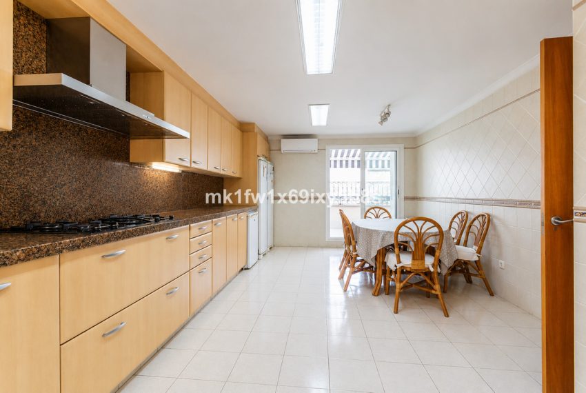 R5422747-Apartment-For-Sale-Marbella-Middle-Floor-Apartment-4-Beds-209-Built-15