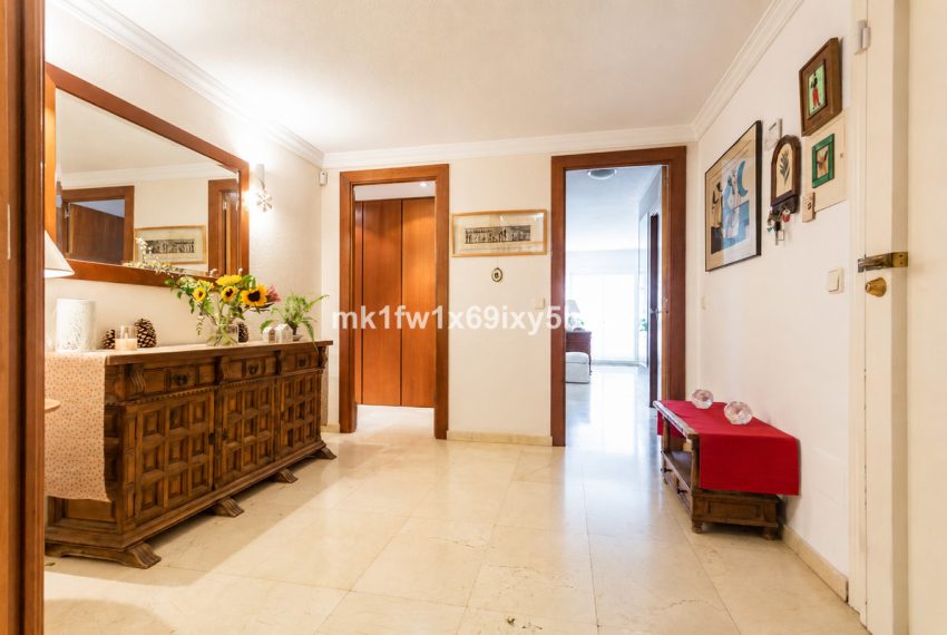 R5422747-Apartment-For-Sale-Marbella-Middle-Floor-Apartment-4-Beds-209-Built-7