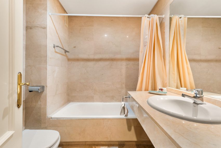 R5425492-Apartment-For-Sale-Guadalmina-Baja-Penthouse-Duplex-4-Beds-226-Built-14