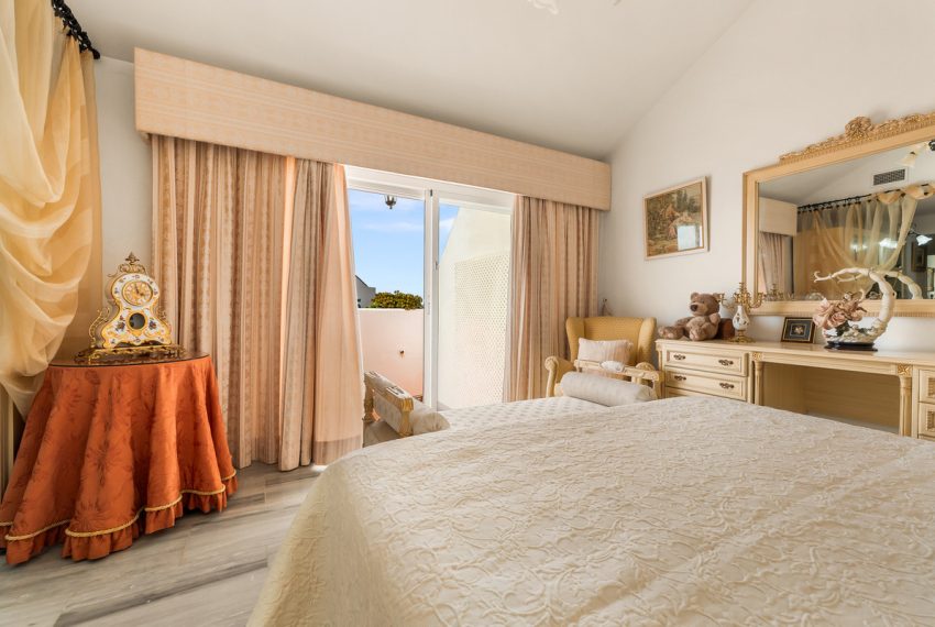 R5425492-Apartment-For-Sale-Guadalmina-Baja-Penthouse-Duplex-4-Beds-226-Built-19