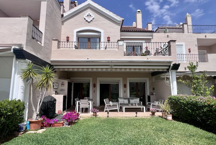 R5426017-House-For-Sale-El-Paraiso-Townhouse-3-Beds-180-Built-1