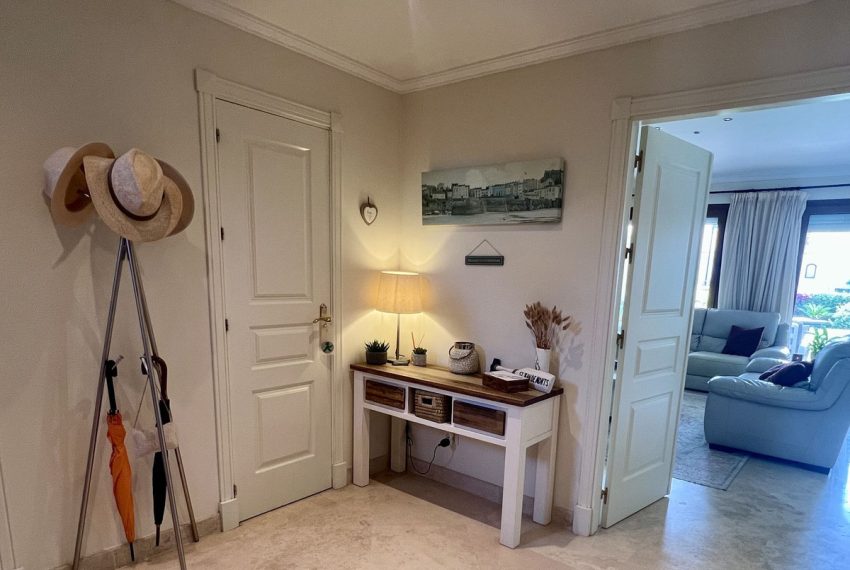 R5426017-House-For-Sale-El-Paraiso-Townhouse-3-Beds-180-Built-12