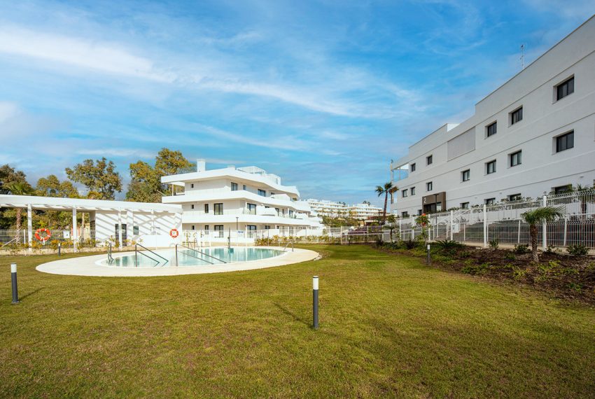 R5427043-Apartment-For-Sale-Estepona-Middle-Floor-Apartment-2-Beds-75-Built-1