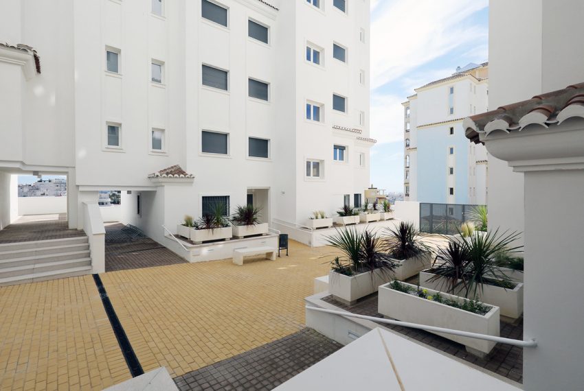R5427046-Apartment-For-Sale-Estepona-Middle-Floor-Apartment-3-Beds-107-Built-6