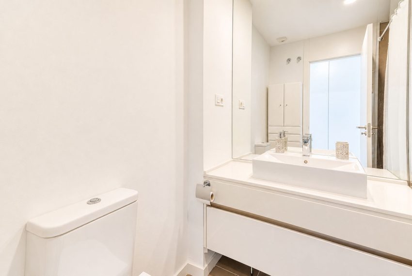 R5427208-Apartment-For-Sale-Estepona-Middle-Floor-Apartment-3-Beds-88-Built-13