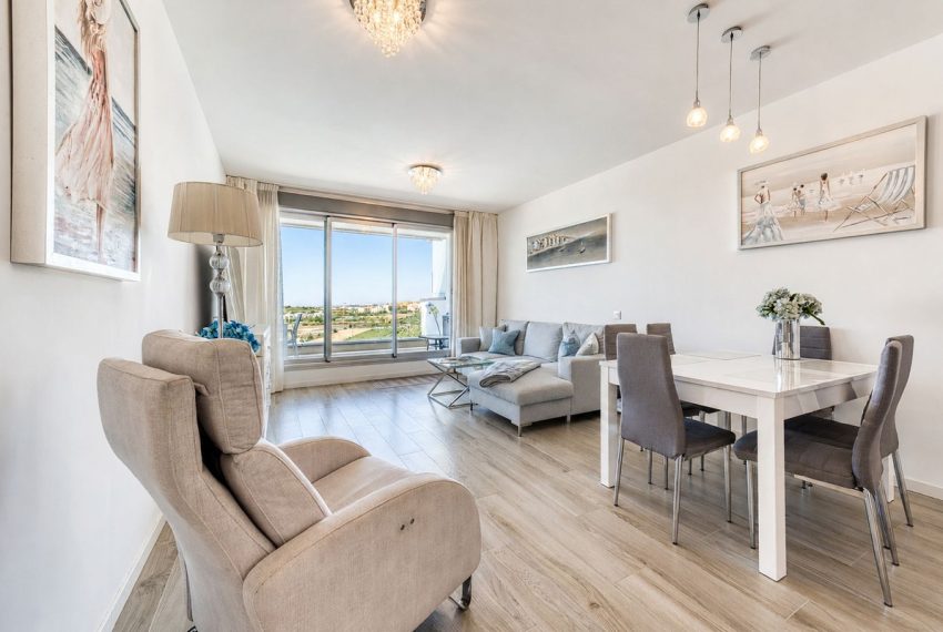 R5427208-Apartment-For-Sale-Estepona-Middle-Floor-Apartment-3-Beds-88-Built-7