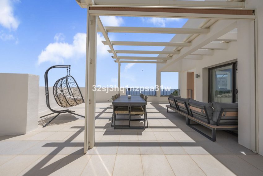 R5427235-Apartment-For-Sale-Altos-de-los-Monteros-Penthouse-3-Beds-139-Built-3