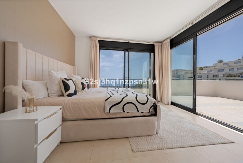 R5427235-Apartment-For-Sale-Altos-de-los-Monteros-Penthouse-3-Beds-139-Built-6