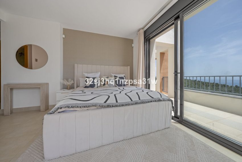 R5427235-Apartment-For-Sale-Altos-de-los-Monteros-Penthouse-3-Beds-139-Built-8