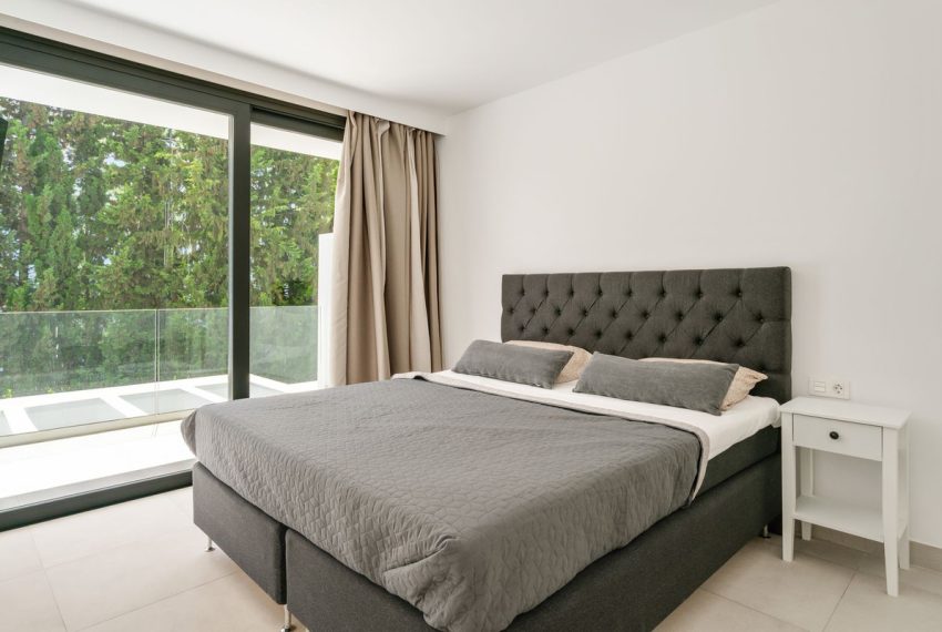 R5427250-House-For-Sale-Estepona-Townhouse-4-Beds-178-Built-10