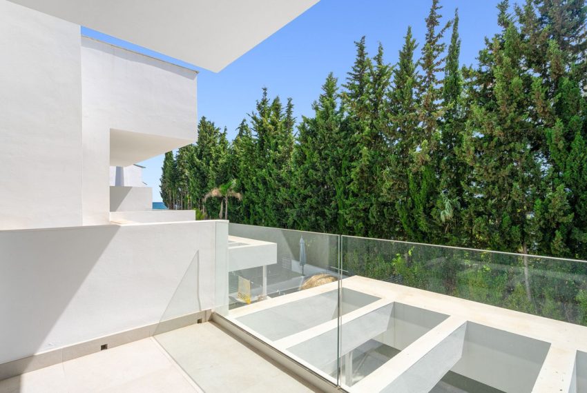 R5427250-House-For-Sale-Estepona-Townhouse-4-Beds-178-Built-11