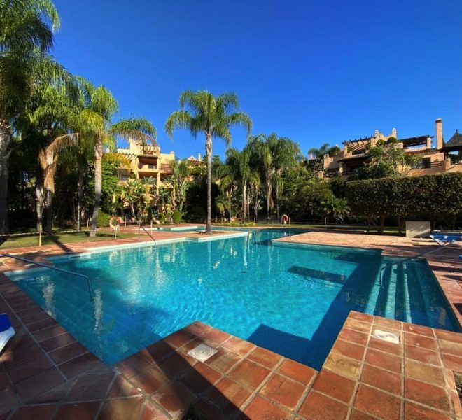 R5427310-Image 1-Ground Floor Apartment - 2 Beds - 98 Built