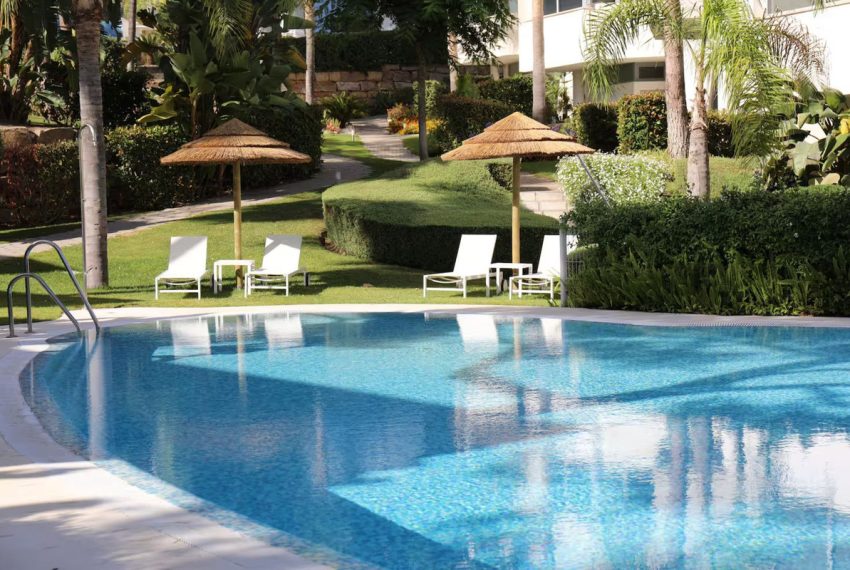 R5427346-House-For-Sale-Sierra-Blanca-Townhouse-2-Beds-204-Built-3