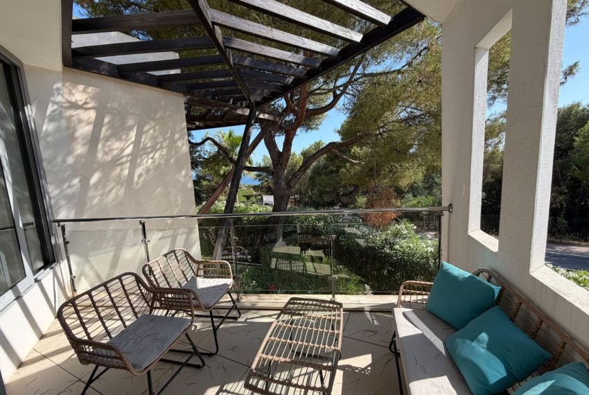 R5427346-House-For-Sale-Sierra-Blanca-Townhouse-2-Beds-204-Built