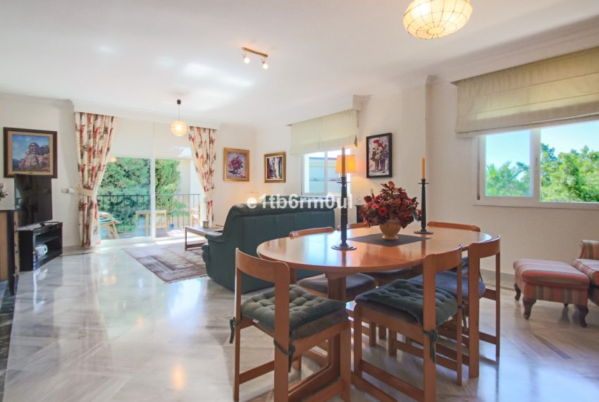 R5427409-Apartment-For-Sale-The-Golden-Mile-Middle-Floor-Apartment-3-Beds-131-Built-2