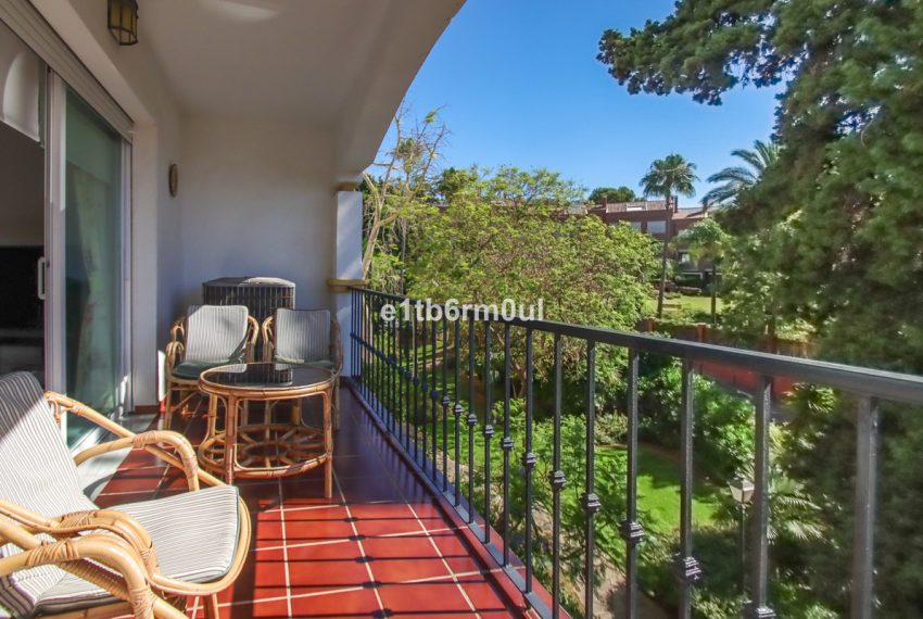 R5427409-Apartment-For-Sale-The-Golden-Mile-Middle-Floor-Apartment-3-Beds-131-Built-3