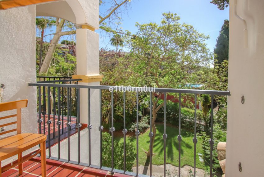 R5427409-Apartment-For-Sale-The-Golden-Mile-Middle-Floor-Apartment-3-Beds-131-Built-6