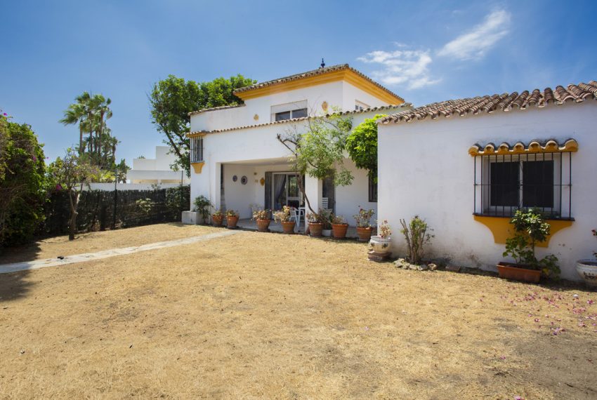R5427415-House-For-Sale-Guadalmina-Baja-Detached-Villa-4-Beds-191-Built-1