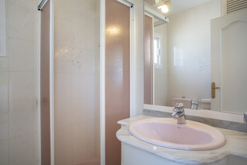 R5427415-House-For-Sale-Guadalmina-Baja-Detached-Villa-4-Beds-191-Built-11