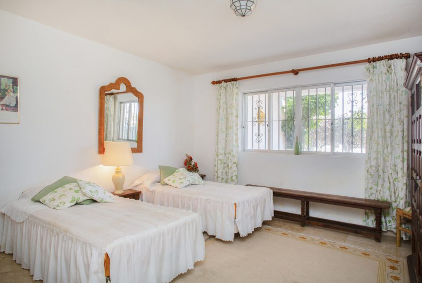 R5427415-House-For-Sale-Guadalmina-Baja-Detached-Villa-4-Beds-191-Built-12