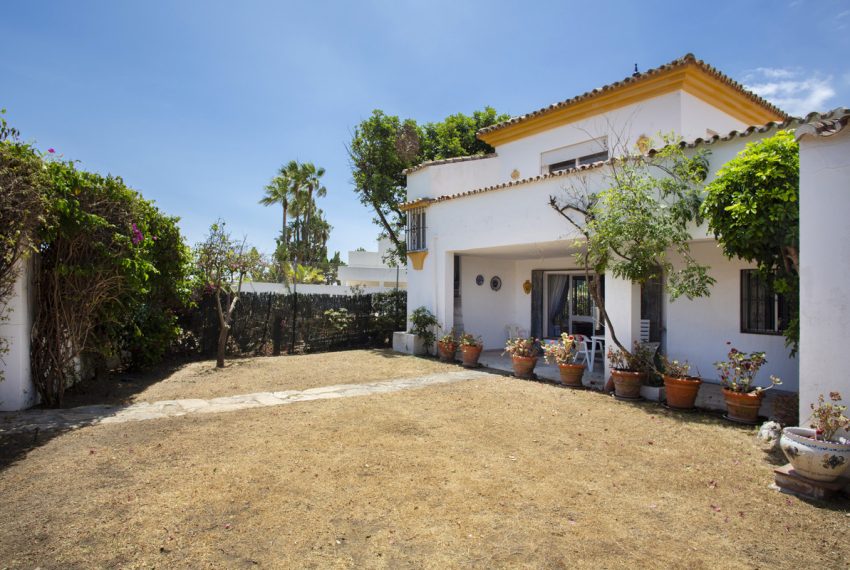R5427415-House-For-Sale-Guadalmina-Baja-Detached-Villa-4-Beds-191-Built-16