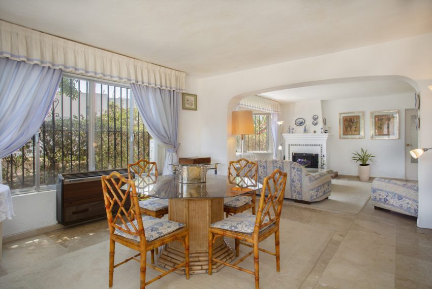 R5427415-House-For-Sale-Guadalmina-Baja-Detached-Villa-4-Beds-191-Built-3