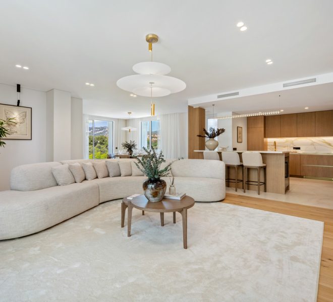 R5427439-Image 1-Penthouse - 3 Beds - 174 Built