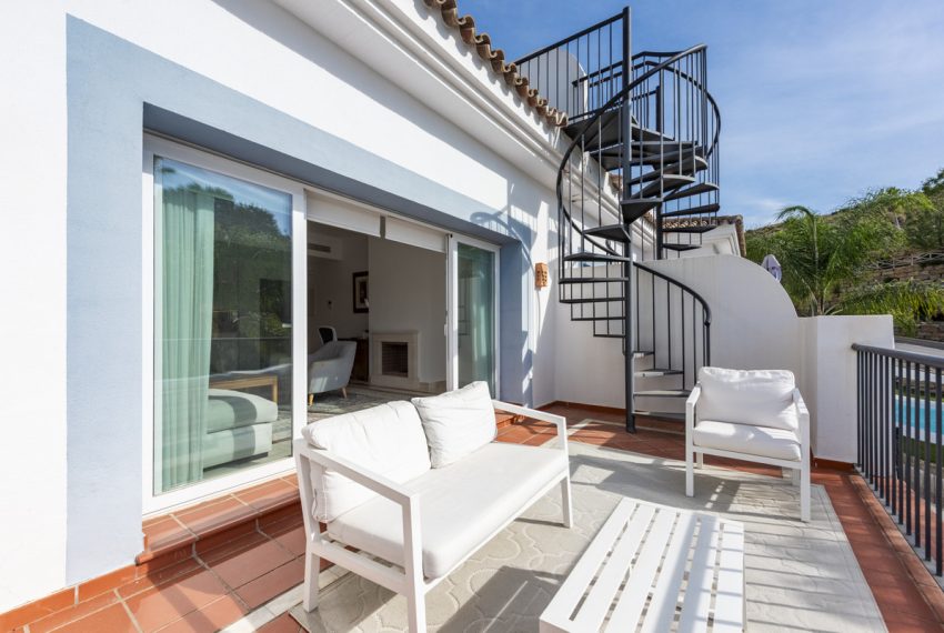 R5427538-Apartment-For-Sale-Benahavis-Penthouse-Duplex-2-Beds-109-Built-1