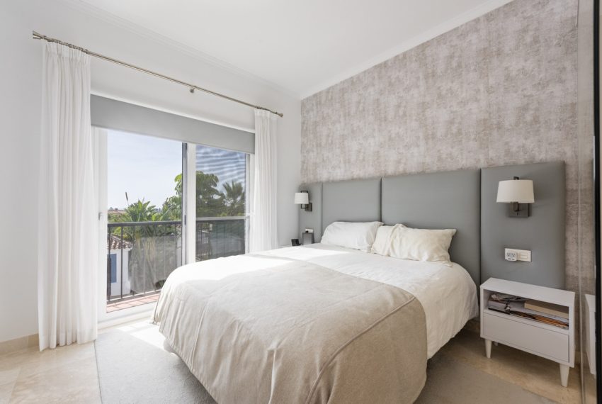 R5427538-Apartment-For-Sale-Benahavis-Penthouse-Duplex-2-Beds-109-Built-11
