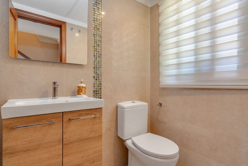 R5427577-House-For-Sale-Estepona-Semi-Detached-House-3-Beds-140-Built-15