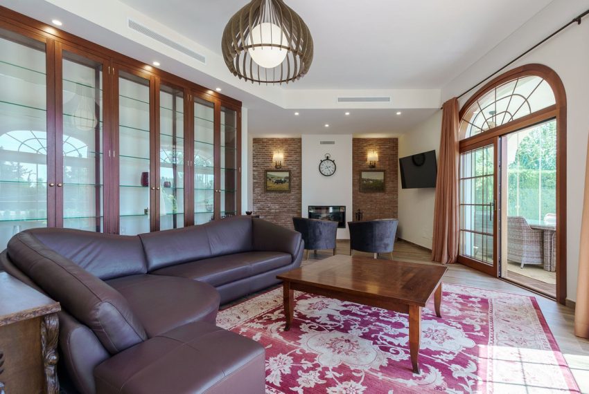 R5427643-House-For-Sale-El-Rosario-Detached-Villa-5-Beds-598-Built