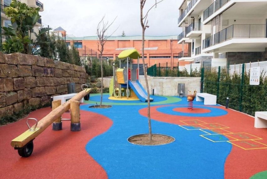 R5427679-Apartment-For-Sale-Estepona-Middle-Floor-Apartment-2-Beds-115-Built-8
