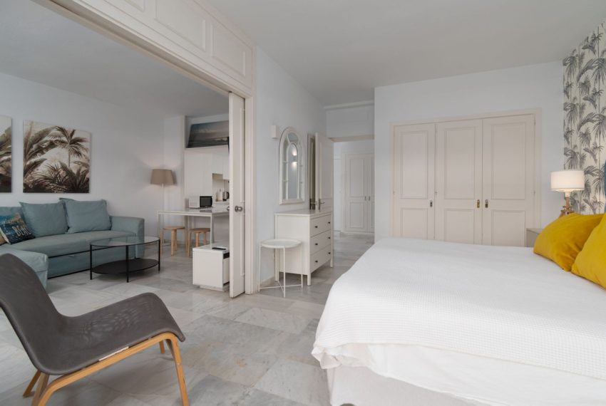 R5427682-Apartment-For-Sale-The-Golden-Mile-Middle-Floor-Apartment-1-Beds-72-Built-15