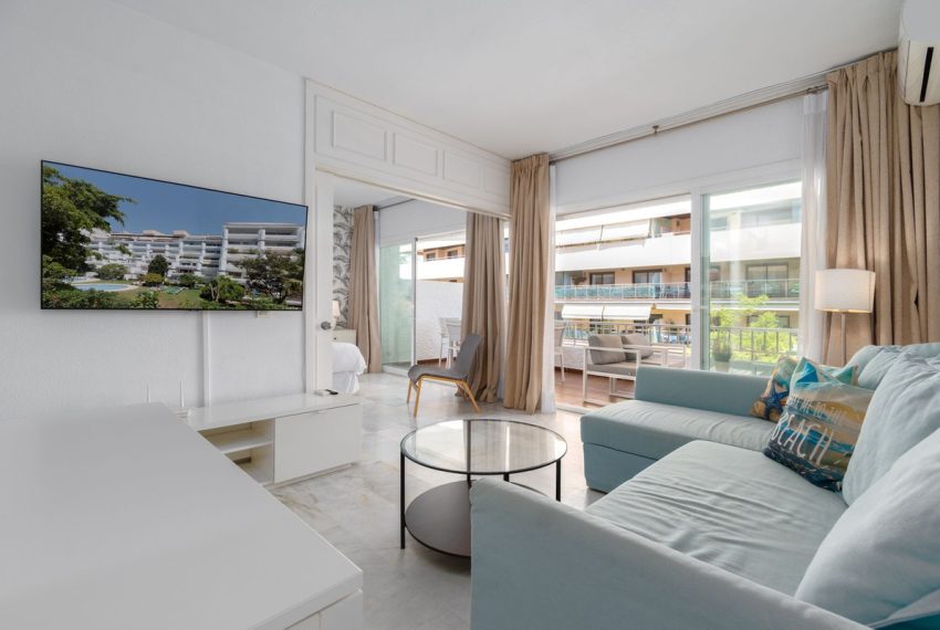 R5427682-Apartment-For-Sale-The-Golden-Mile-Middle-Floor-Apartment-1-Beds-72-Built
