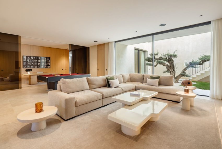 R5427784-House-For-Sale-El-Madronal-Detached-Villa-6-Beds-1028-Built-3