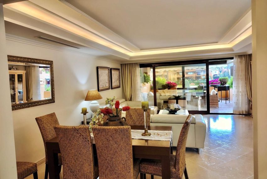 R5427805-Apartment-For-Sale-Estepona-Middle-Floor-Apartment-3-Beds-150-Built-13