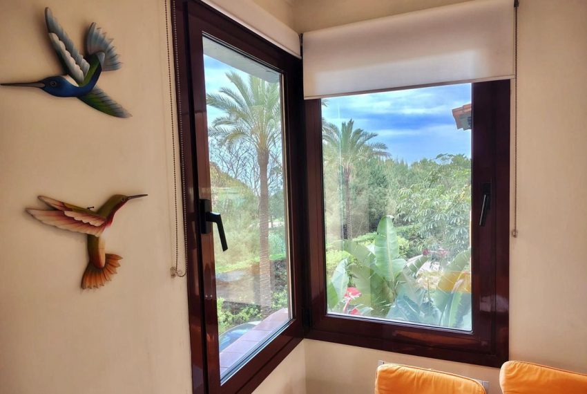 R5427805-Apartment-For-Sale-Estepona-Middle-Floor-Apartment-3-Beds-150-Built-8