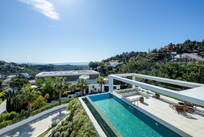R5427811-House-For-Sale-El-Madronal-Detached-Villa-8-Beds-1445-Built-4