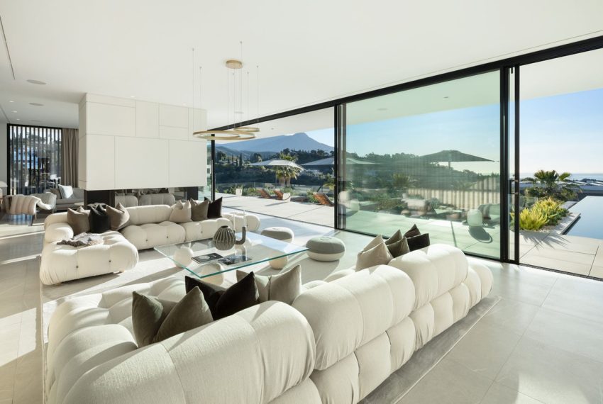 R5427811-House-For-Sale-El-Madronal-Detached-Villa-8-Beds-1445-Built-8