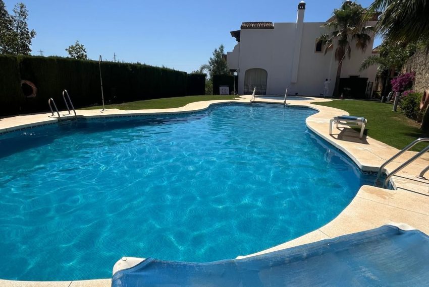 R5427826-House-For-Sale-Estepona-Townhouse-3-Beds-245-Built-12