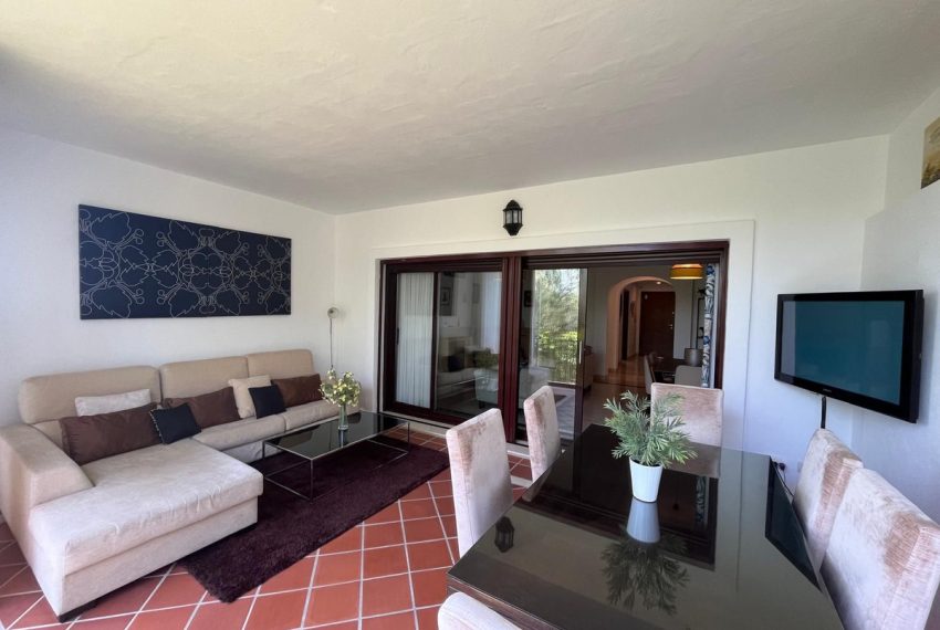 R5427826-House-For-Sale-Estepona-Townhouse-3-Beds-245-Built-4