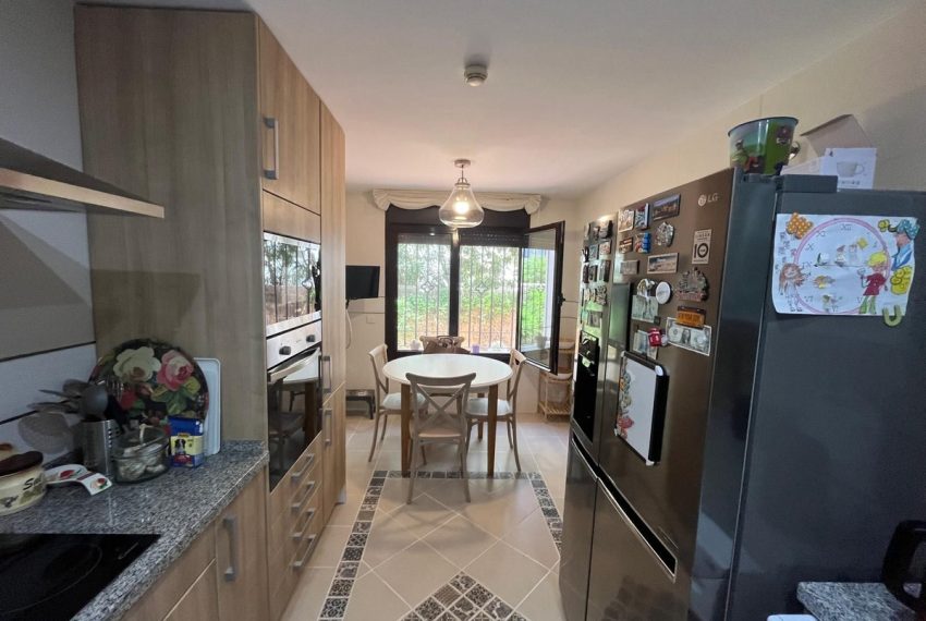 R5427826-House-For-Sale-Estepona-Townhouse-3-Beds-245-Built-7